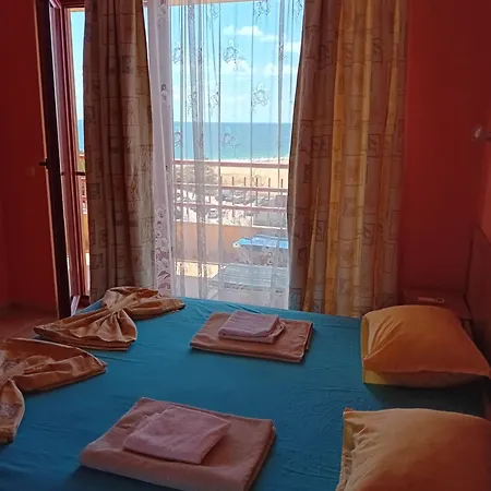 златна дюна - до южния плаж на *