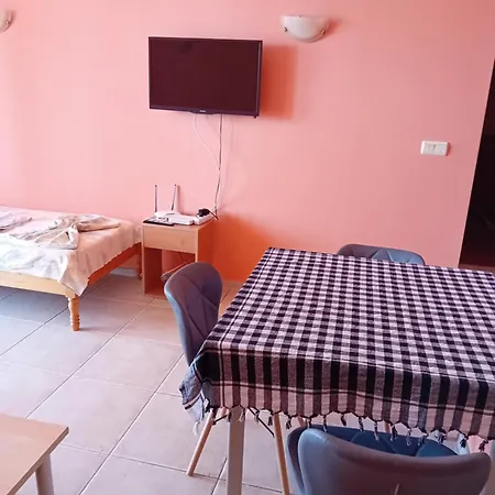 Apartment златна дюна - до южния плаж на *