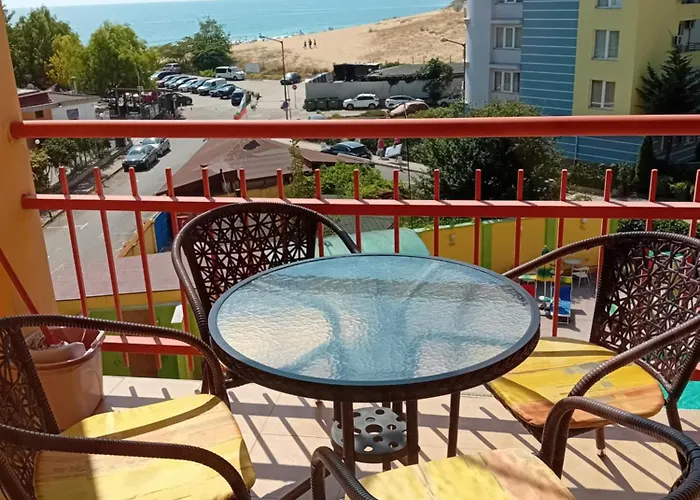 златна дюна - до южния плаж на * Nesebar